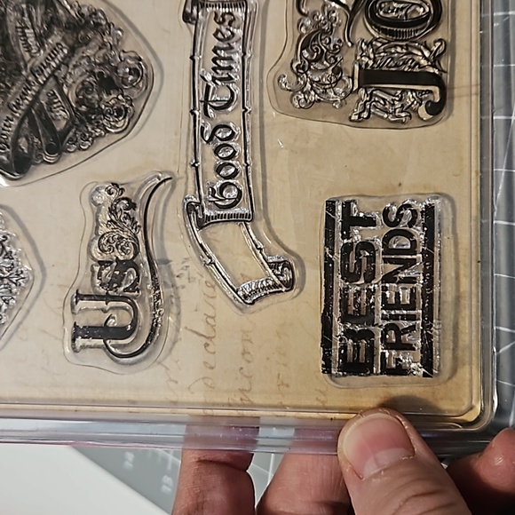 FRIENDS 7 Gypsies clear stamp set - Picture 3 of 6